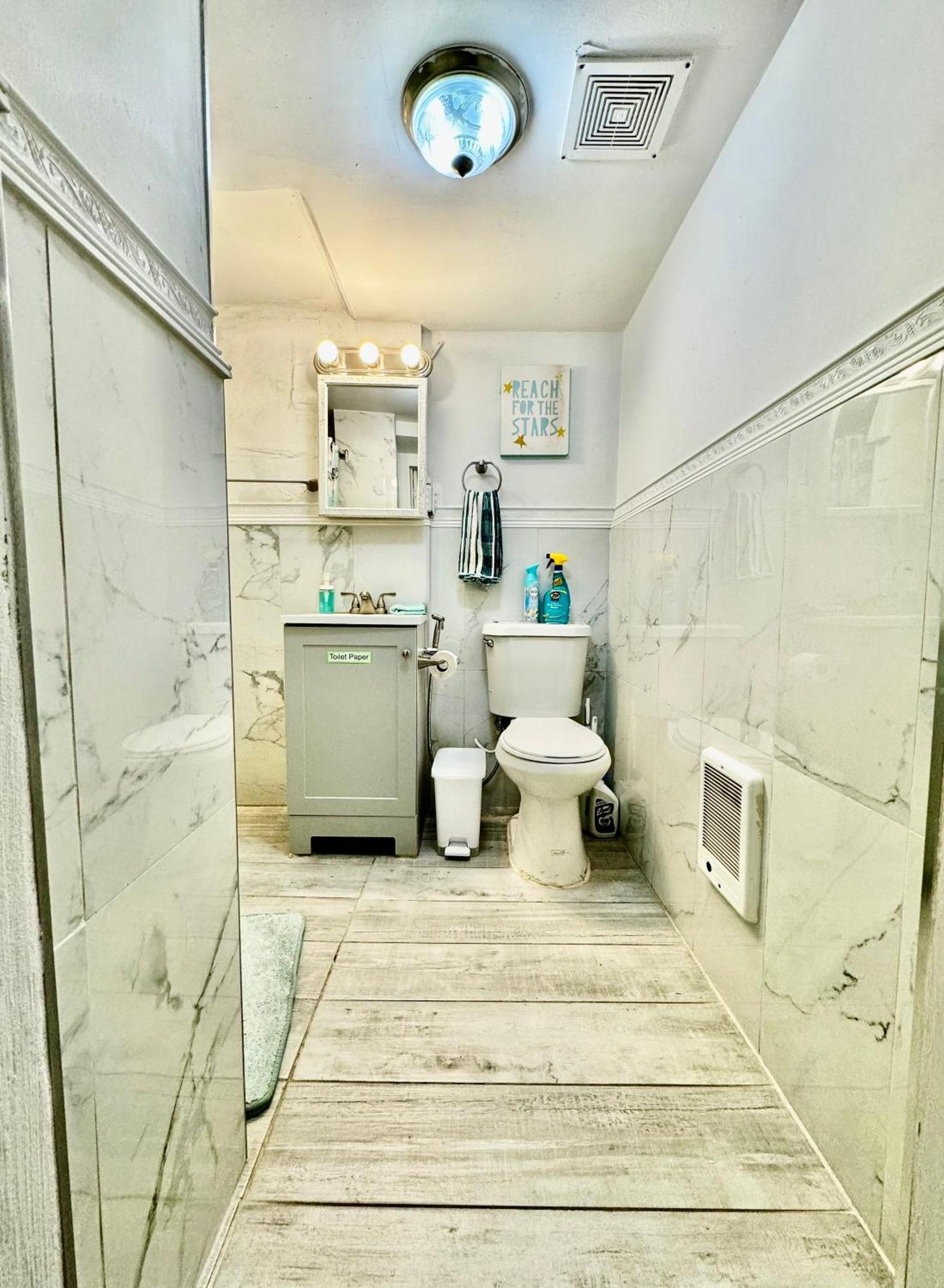 Private Room With Two Twin Beds Air Conditioning And Shared Bathrooms Located Near Seatac Airport And Downtown Seattle Exteriér fotografie